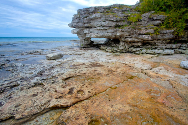 Landscape of rocks on a shoreline at Whitefish Dunes State Park